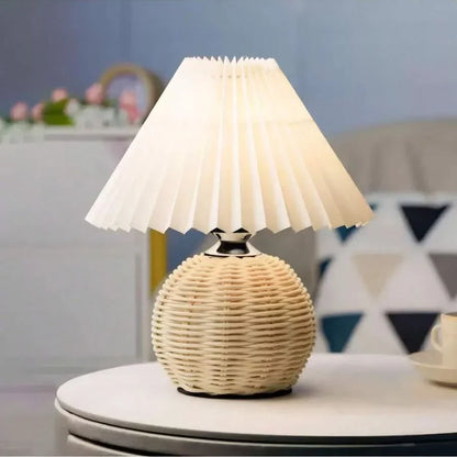 Natural Weave Table Light for Inviting Atmospheres