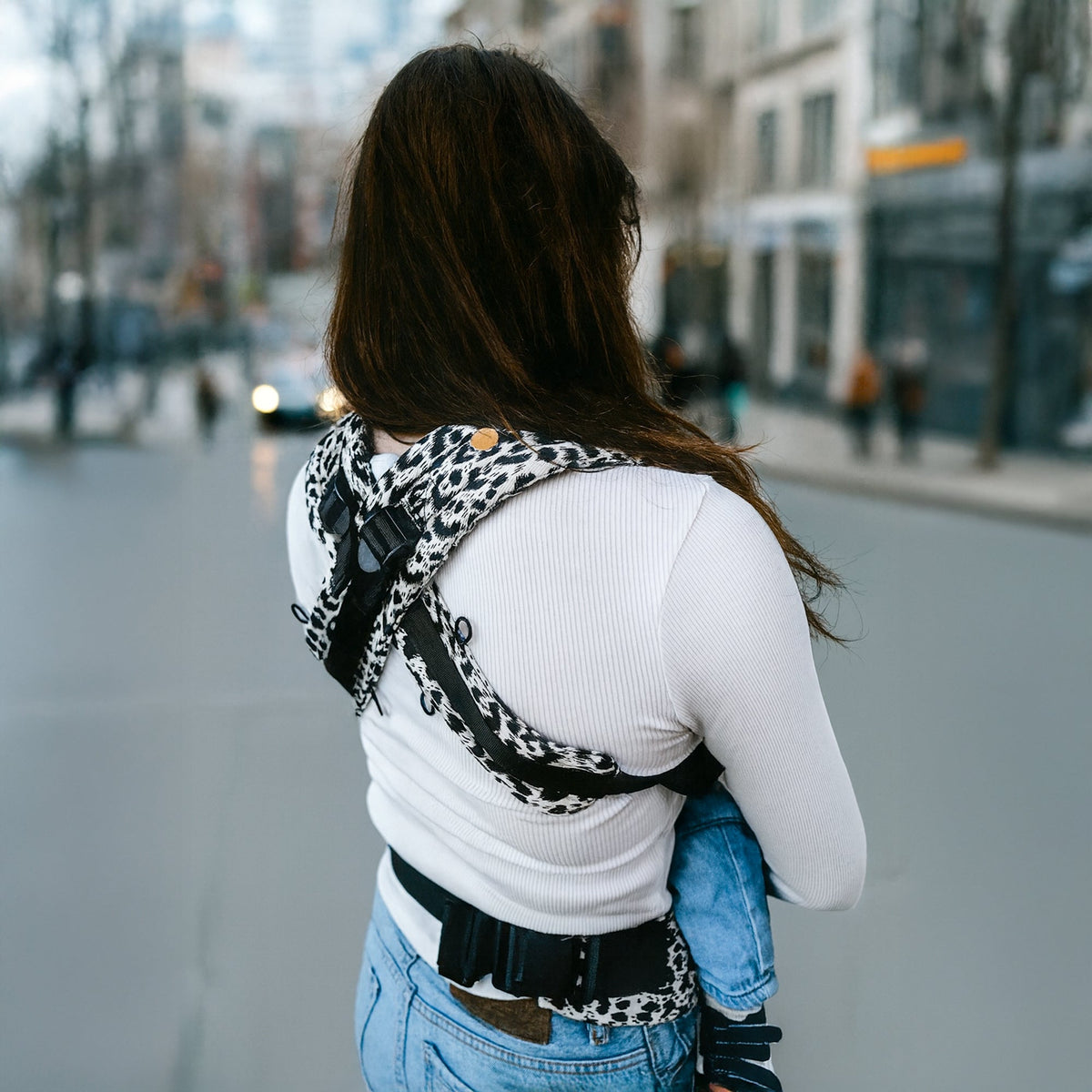 Versatile Baby Carrier for Ultimate Comfort and Mobility