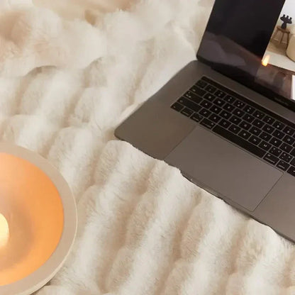 Reversible Fleece Blanket for Year-Round Warmth
