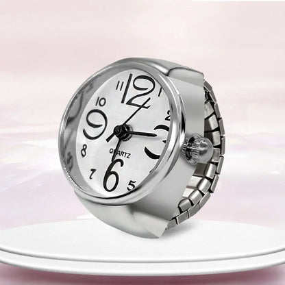 Chic Finger Timepiece - The Ultimate Accessory
