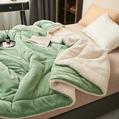 Fleece Blanket Soft Flannel Machine Washable Shape-Retaining