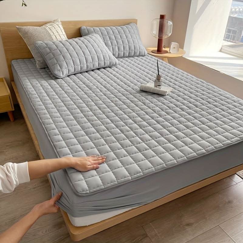 Mattress Protector Breathable Machine Washable Liquid & Dirt Protection