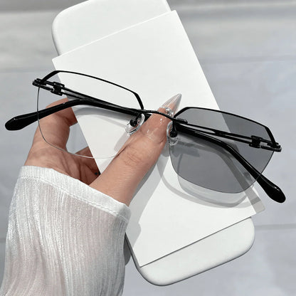 Reading Glasses Auto-Focus Photochromic Blue Light Filtering