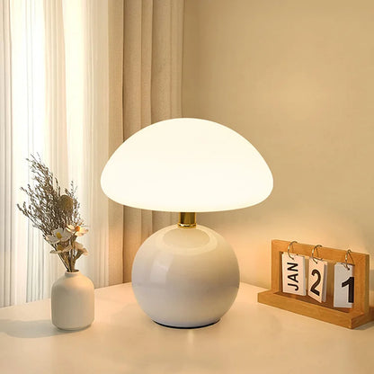 Chic Retro Mushroom-Inspired Table Light with Customizable Warmth