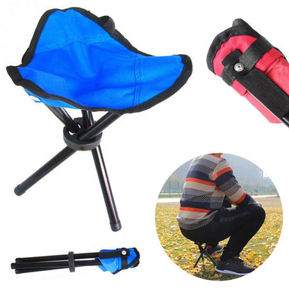 Compact Tri-Fold Outdoor Seat: Portable and Durable