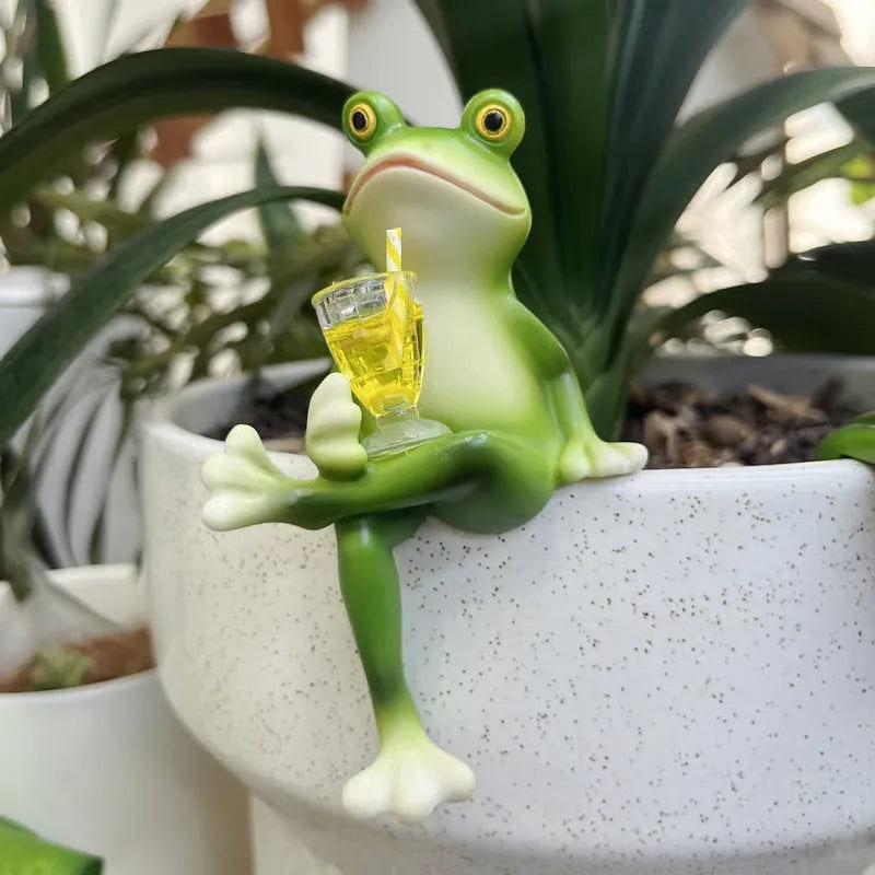 Whimsical Frog Pot Hanger for Vibrant Indoor & Outdoor Gardens